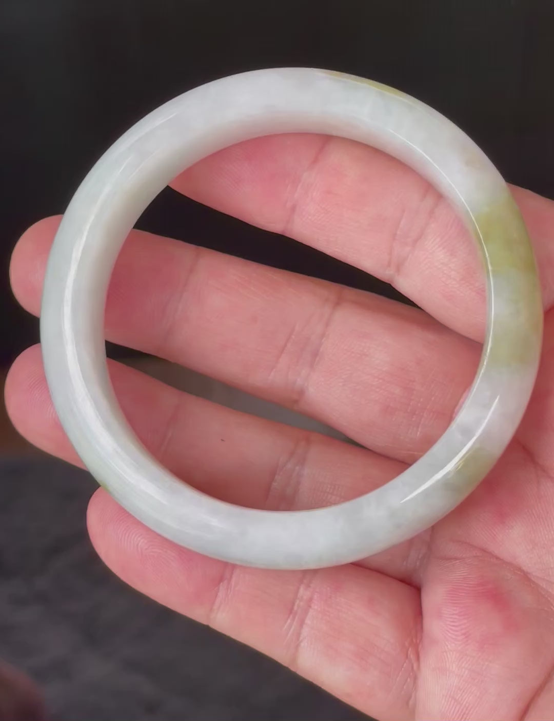 Natural Grade A Certified Burmese Jadeite Jade Bangle – Icy Cloudy Grayish Milky White with Apple Green Hues – 58.4mm – JB851