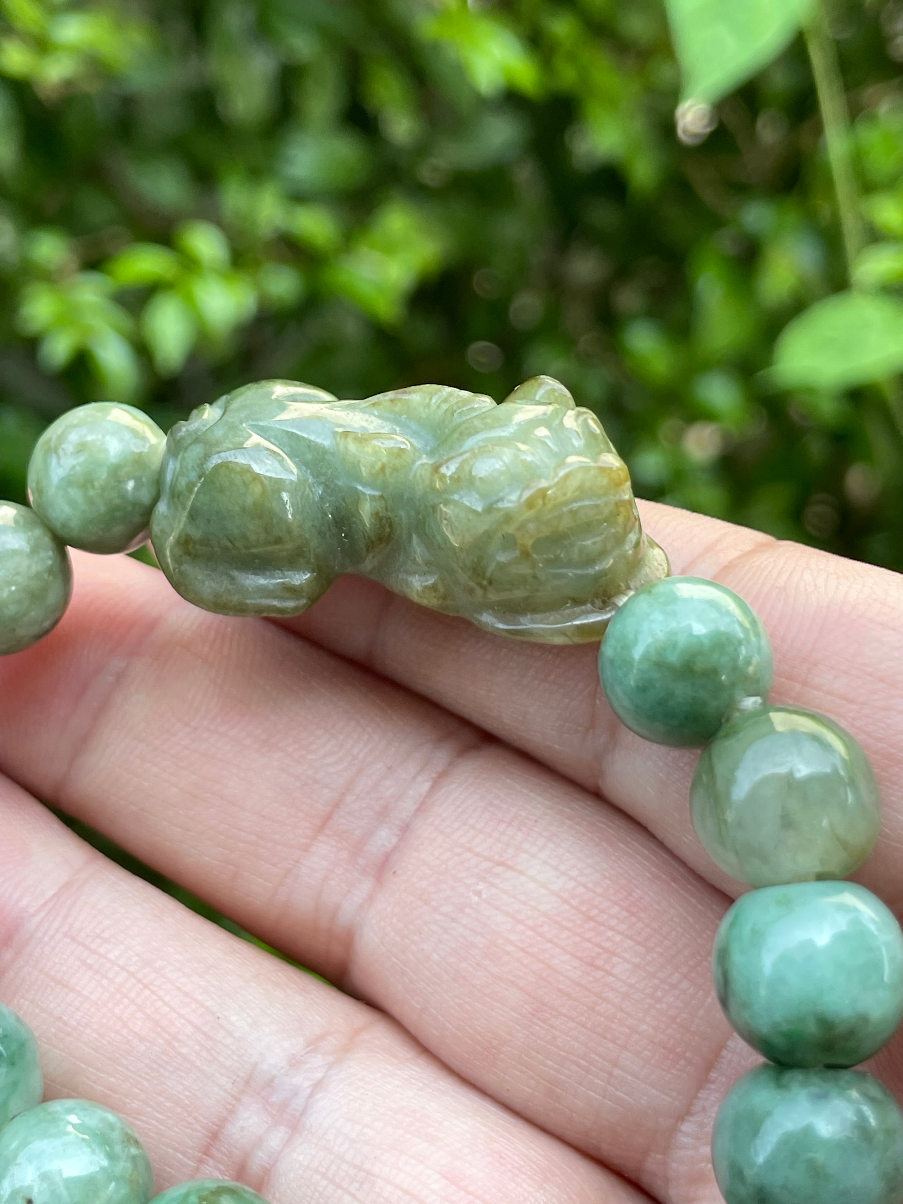 Natural Grade A Certified Burmese Jadeite Jade Beaded Bracelet – Mossy Green – Hand-Carved Pixiu Pendant – 10mm – JBB164