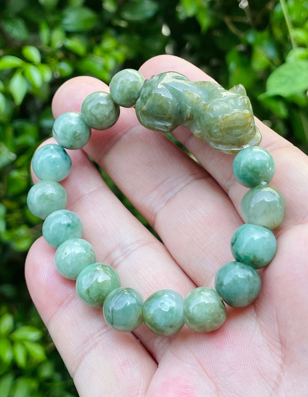 Natural Grade A Certified Burmese Jadeite Jade Beaded Bracelet – Mossy Green – Hand-Carved Pixiu Pendant – 10mm – JBB164