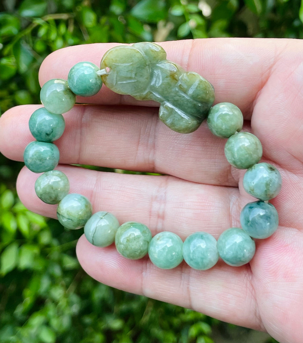 Natural Grade A Certified Burmese Jadeite Jade Beaded Bracelet – Mossy Green – Hand-Carved Pixiu Pendant – 10mm – JBB164
