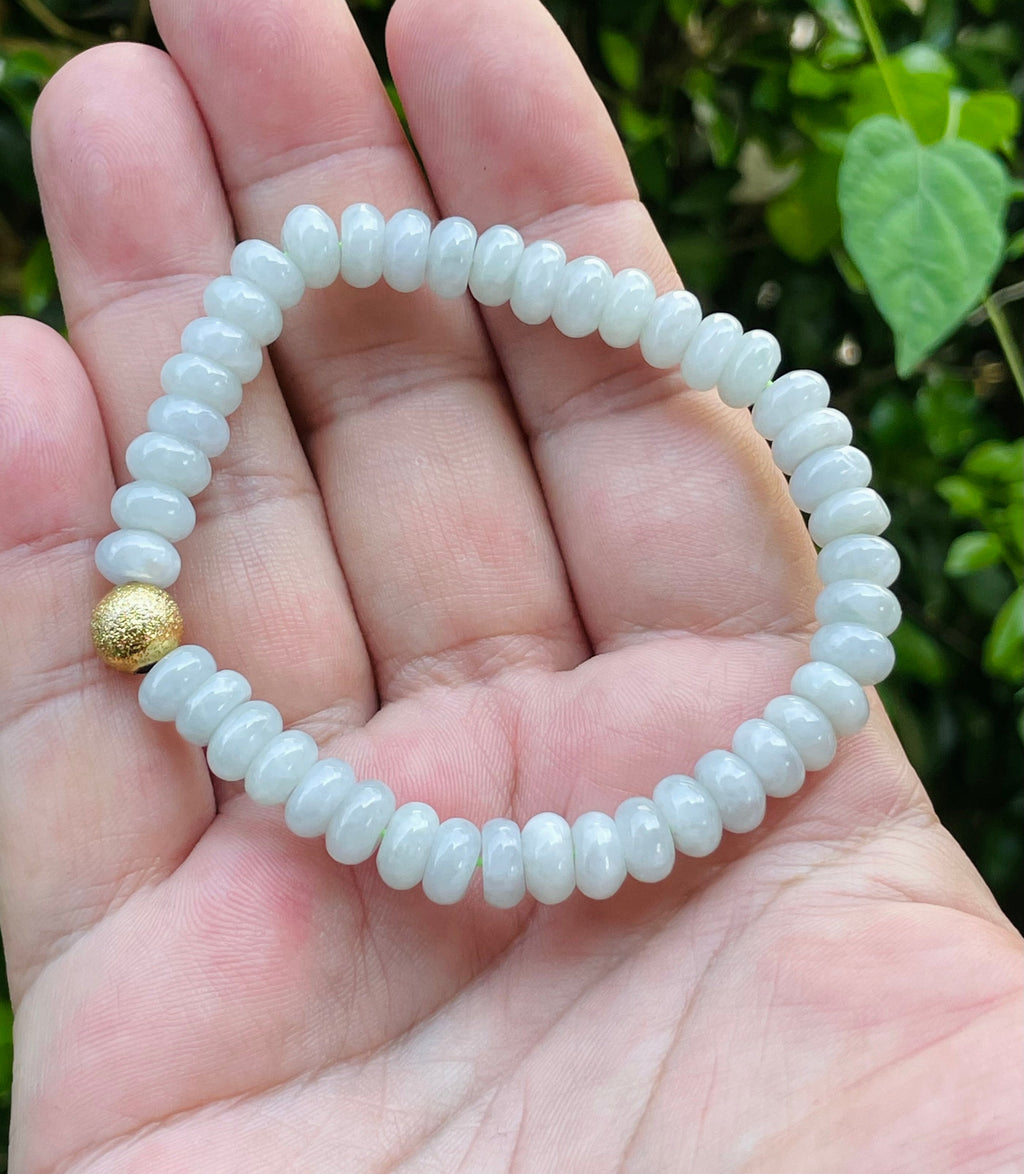 Natural Grade A Burmese Jadeite Jade Beaded Bracelet – Icy Apple Green With Gold Accent – 7.7mm – JBB166