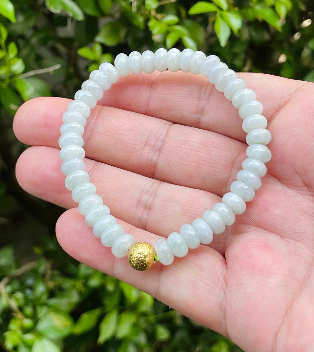Natural Grade A Burmese Jadeite Jade Beaded Bracelet – Icy Apple Green with Gold Accent – 7.5mm – JBB169