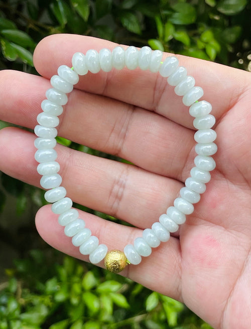 Natural Grade A Burmese Jadeite Jade Beaded Bracelet – Icy Apple Green with Gold Accent – 7.5mm – JBB169
