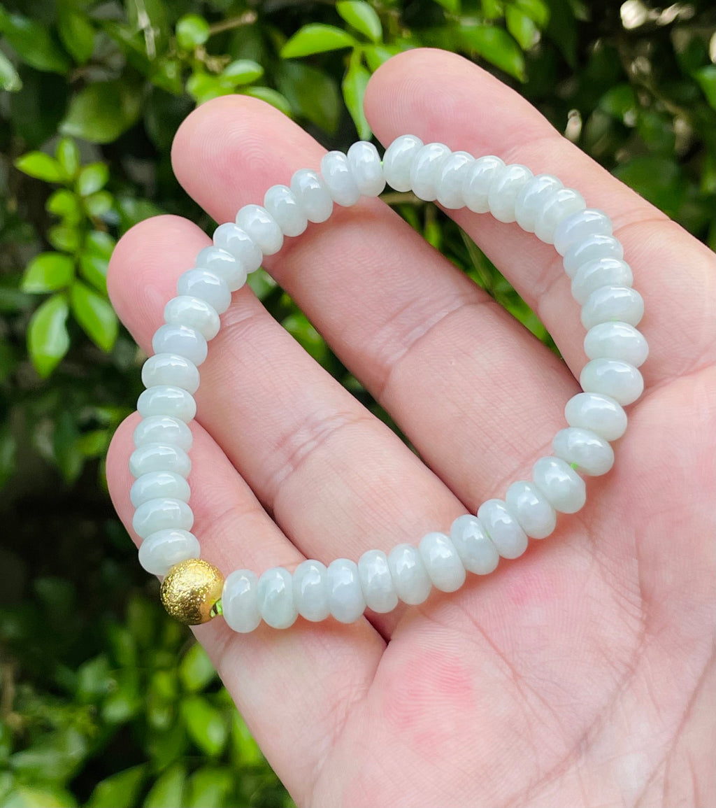 Natural Grade A Burmese Jadeite Jade Beaded Bracelet – Icy Apple Green with Gold Accent – 7.5mm – JBB169