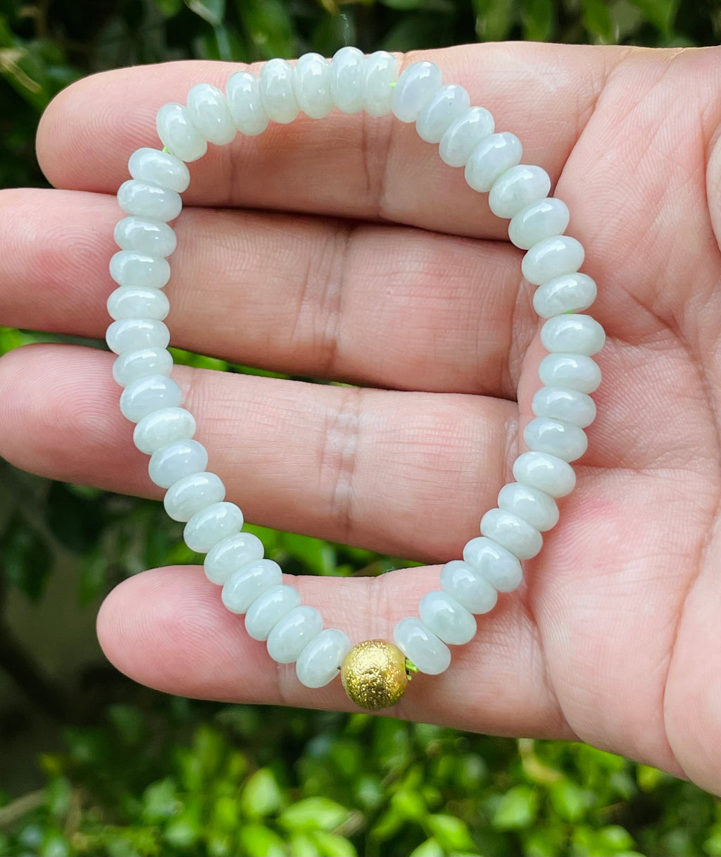 Natural Grade A Burmese Jadeite Jade Beaded Bracelet – Icy Apple Green with Gold Accent – 7.5mm – JBB169