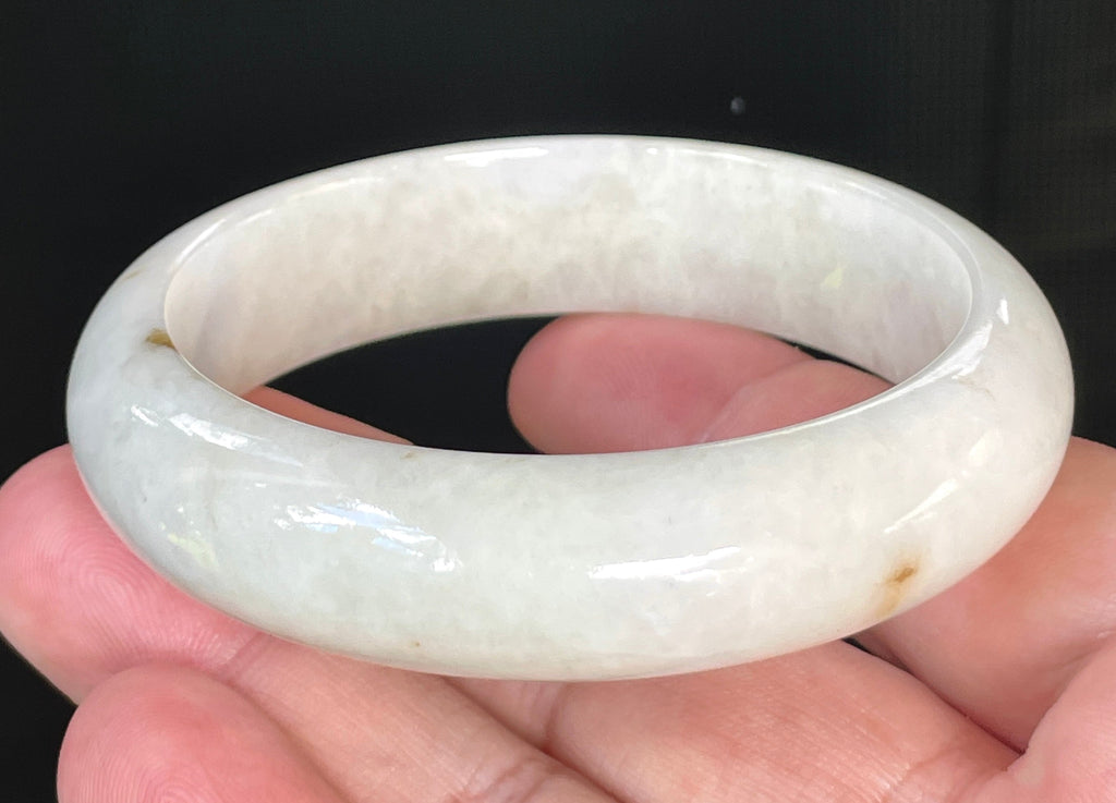 Natural Grade A Certified Burmese Jadeite Jade Bangle – Icy Milky White with Light Yellow & Honey Hues – 57.4mm – JB805
