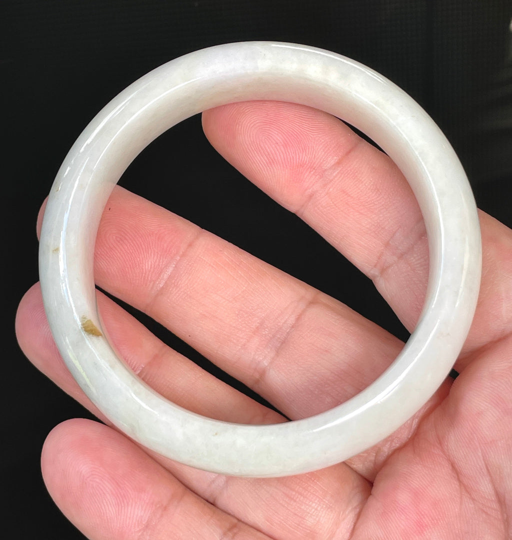 Natural Grade A Certified Burmese Jadeite Jade Bangle – Icy Milky White with Light Yellow & Honey Hues – 57.4mm – JB805