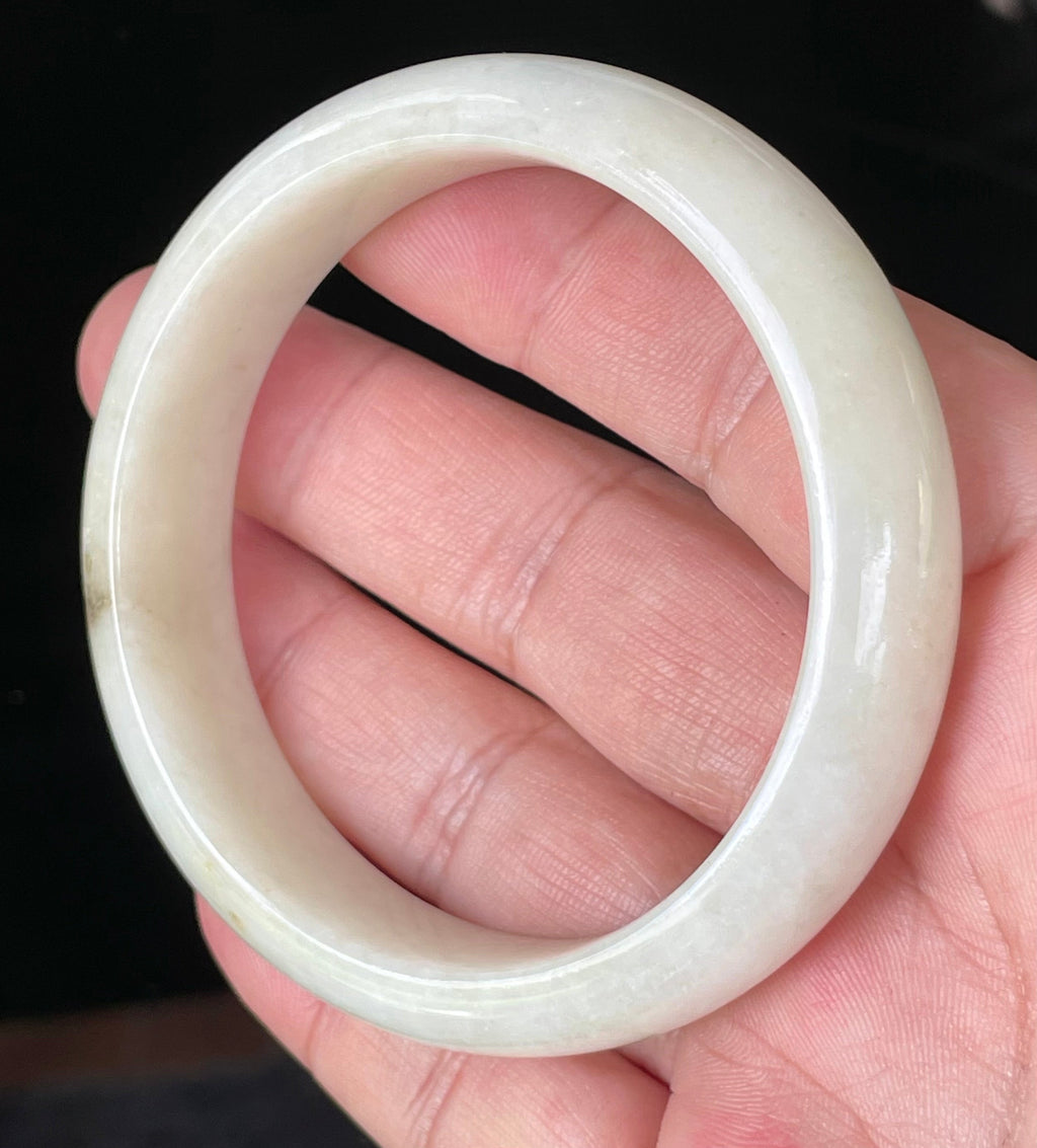Natural Grade A Certified Burmese Jadeite Jade Bangle – Icy Milky White with Light Yellow & Honey Hues – 59mm – JB928