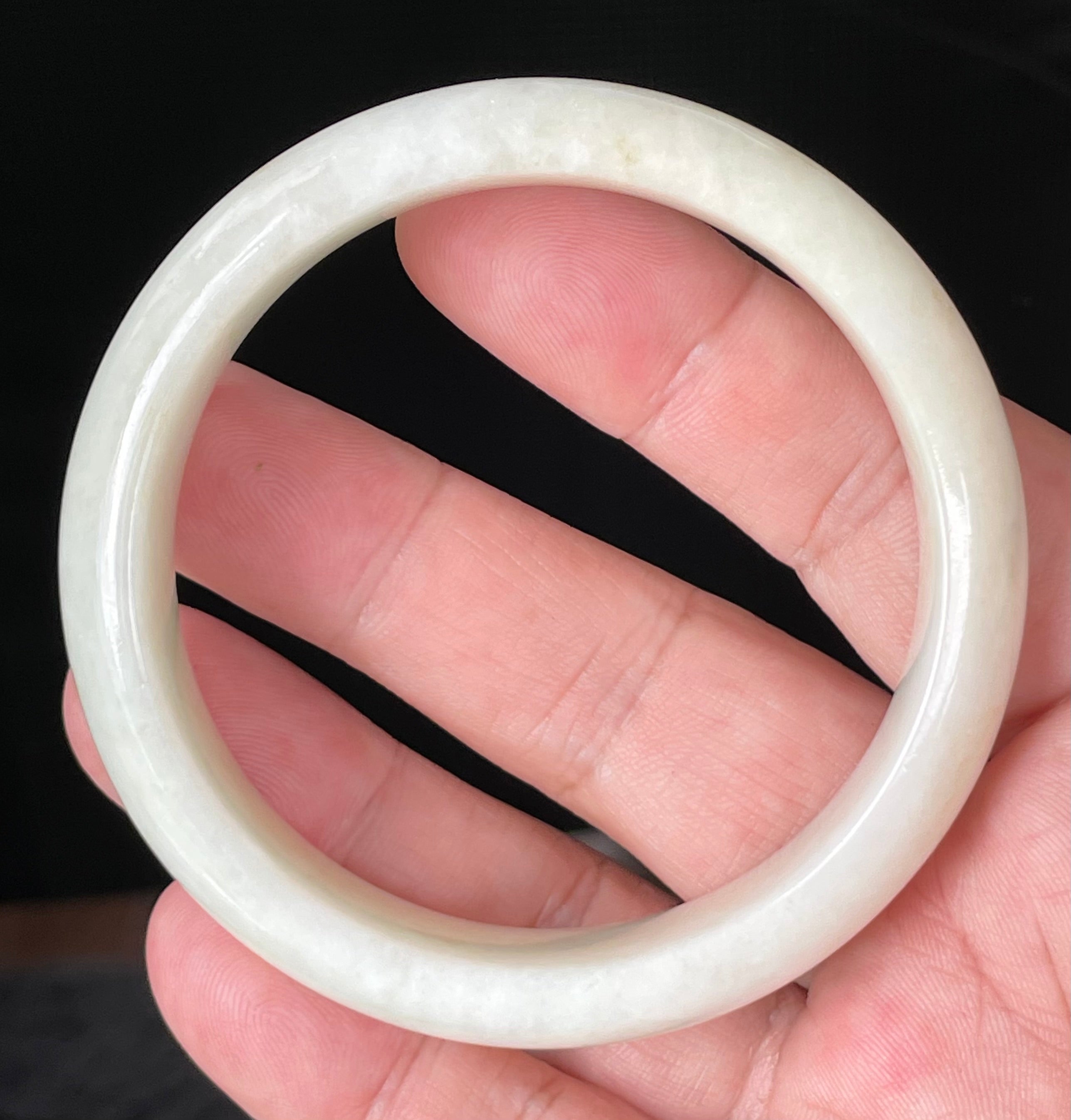 Natural Grade A Certified Burmese Jadeite Jade Bangle – Icy Milky White with Light Yellow & Honey Hues – 59mm – JB928