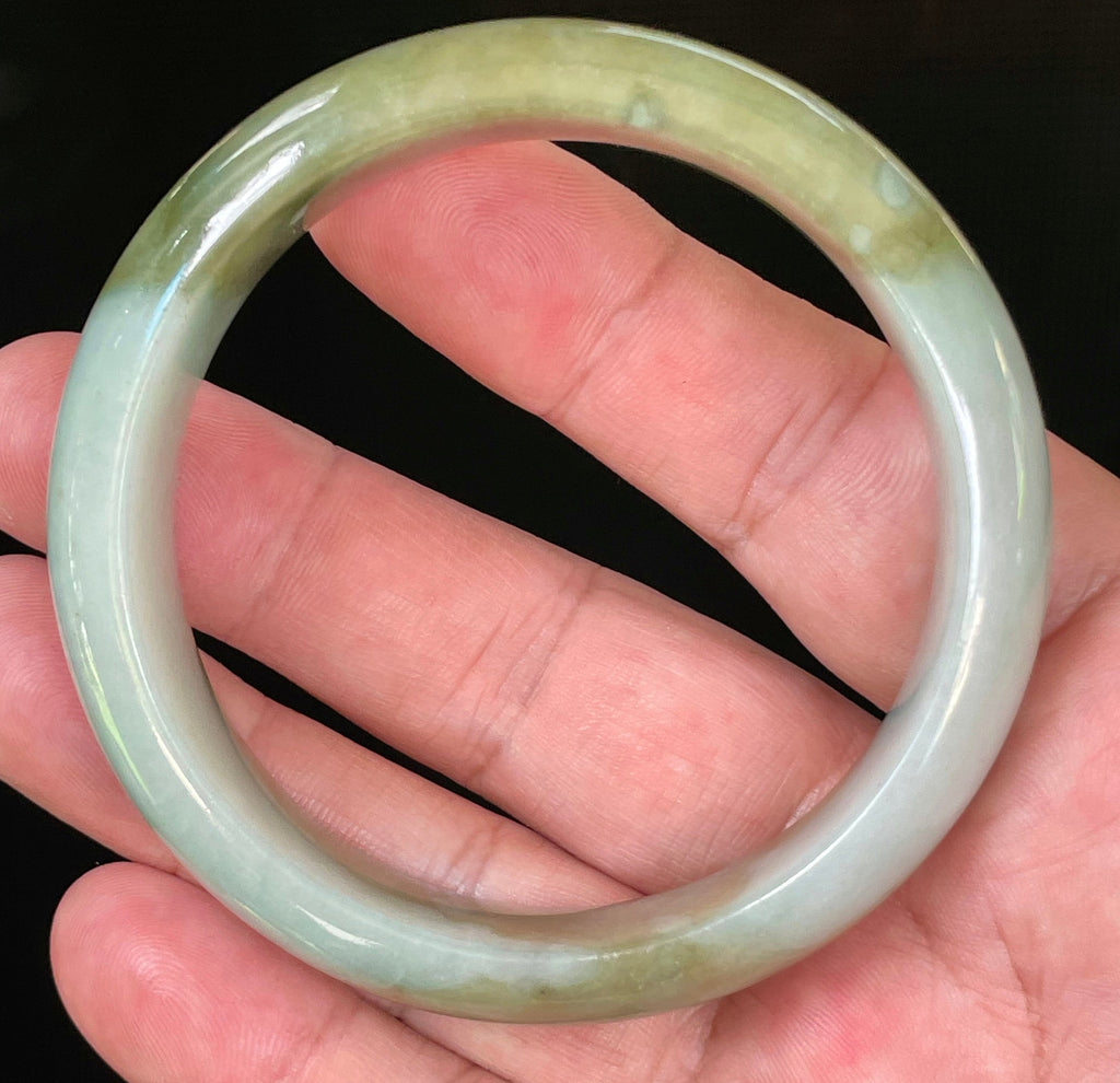 Natural Grade A Certified Burmese Jadeite Jade Bangle – Apple & Moss Green with Bluish Milky White Hues – 57.5mm – JB032
