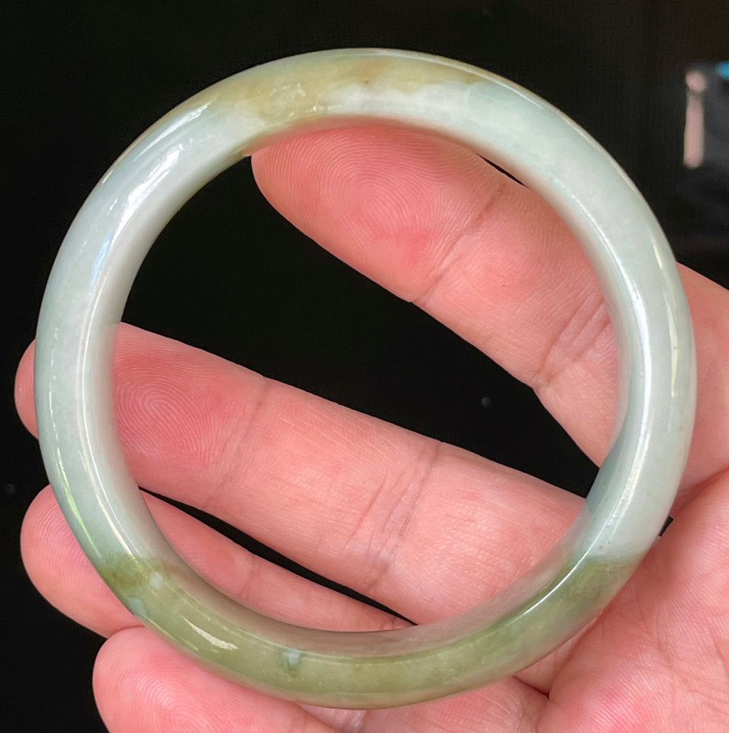 Natural Grade A Certified Burmese Jadeite Jade Bangle – Apple & Moss Green with Bluish Milky White Hues – 57.5mm – JB032