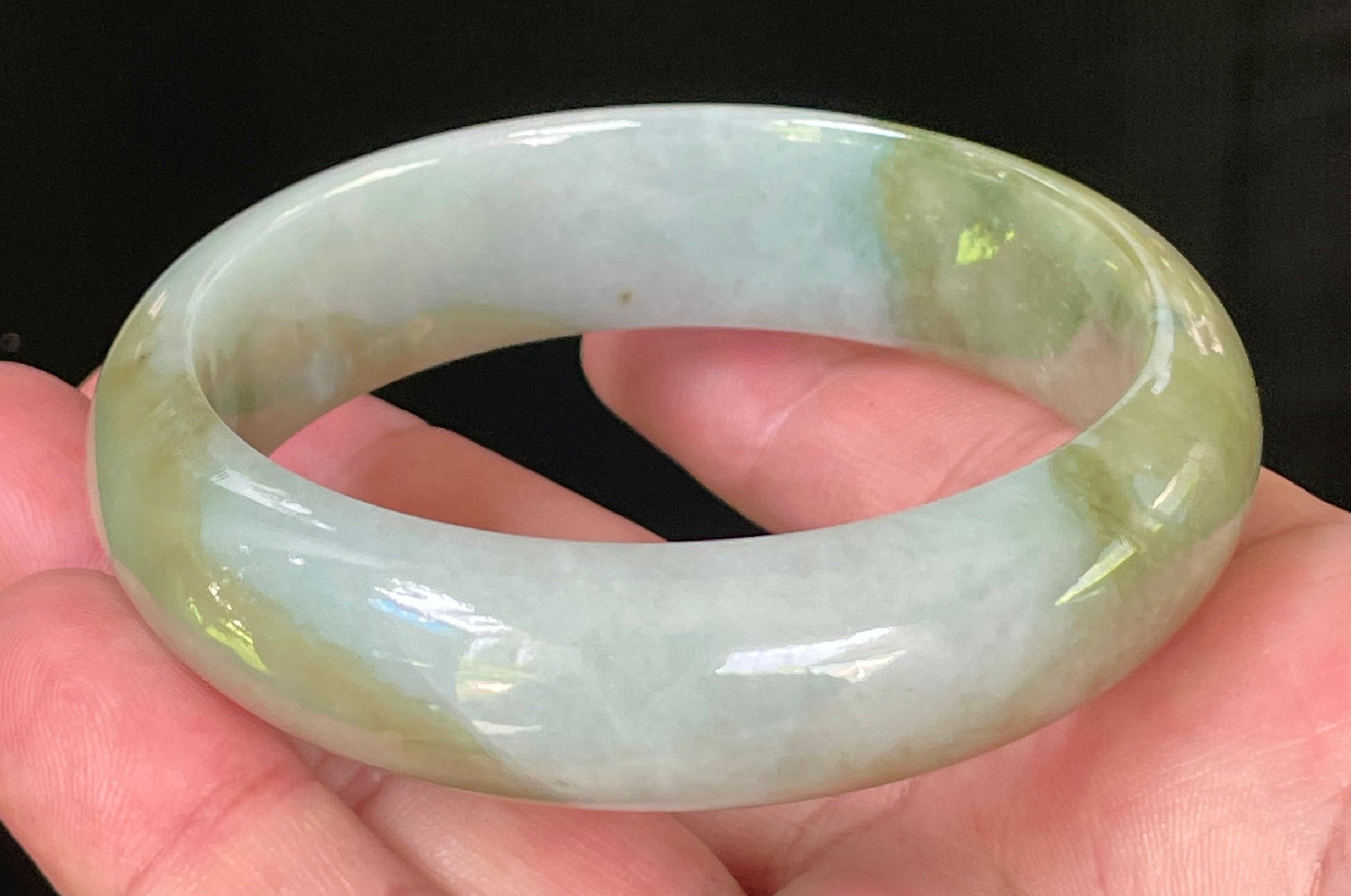 Natural Grade A Certified Burmese Jadeite Jade Bangle – Apple & Moss Green with Bluish Milky White Hues – 57.5mm – JB032
