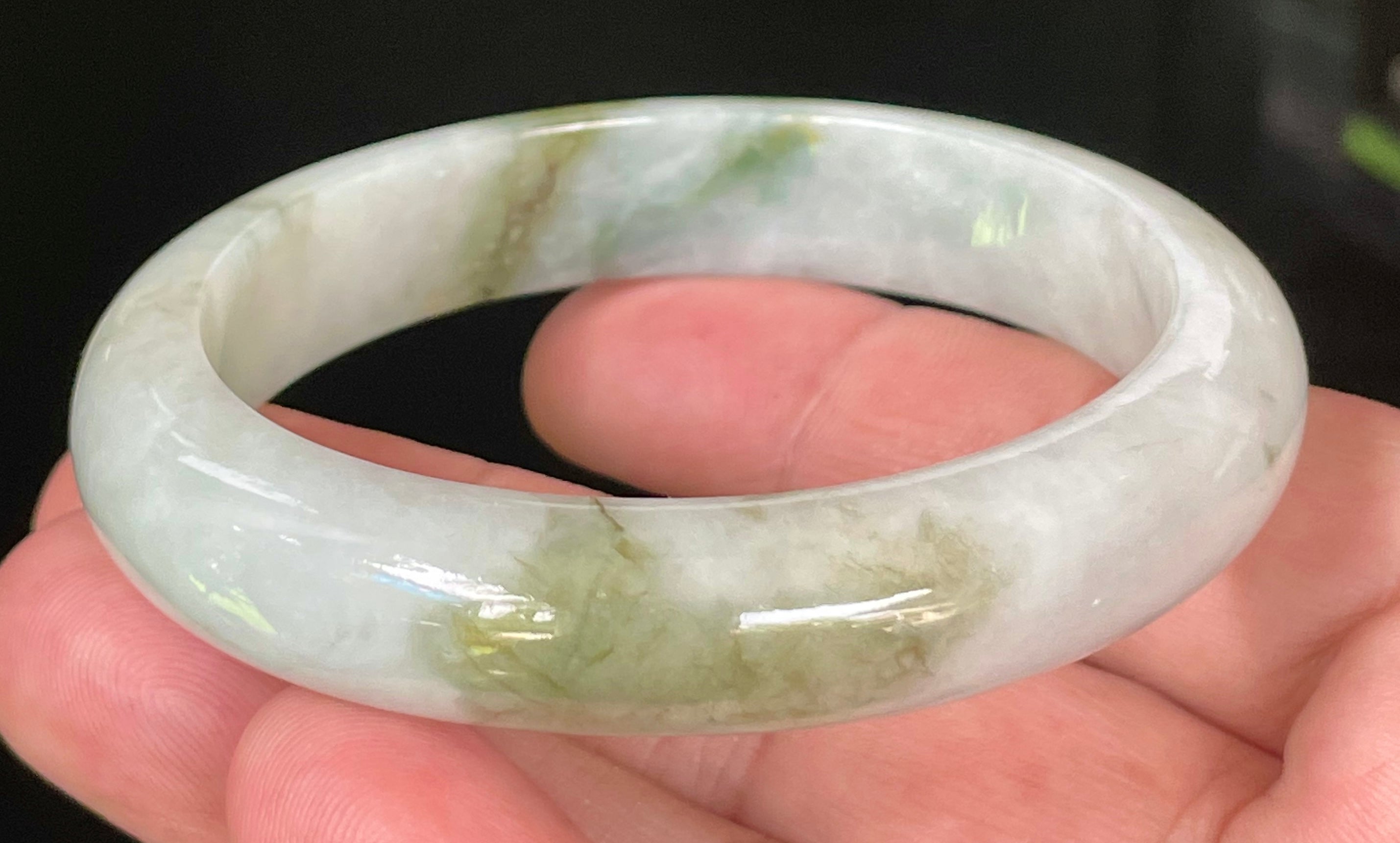 Natural Grade A Certified Burmese Jadeite Jade Bangle – Icy Apple & Moss Green with Light Greyish Milky White Hues – 57.5mm – JB025