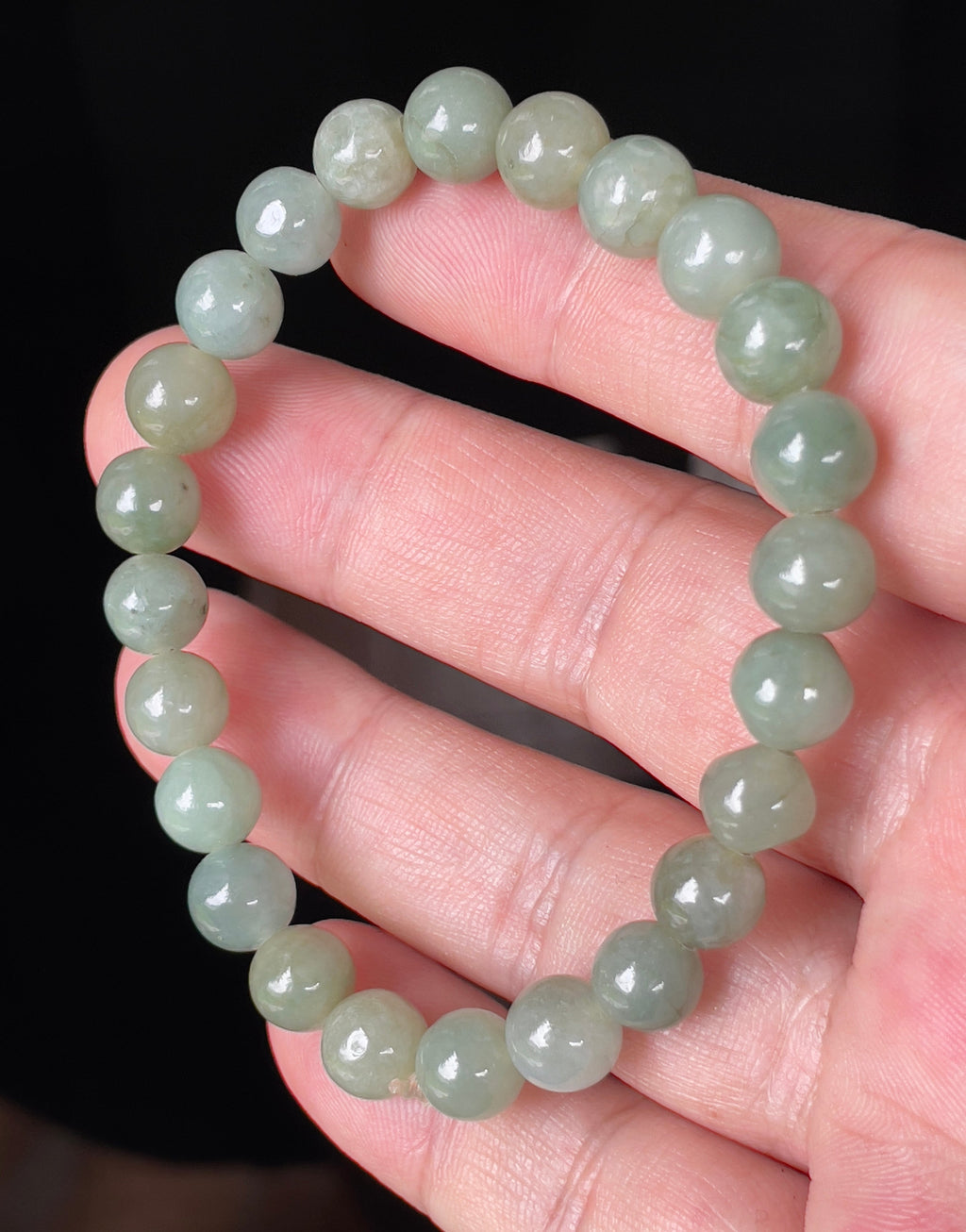 Natural Grade A Burmese Jadeite Jade Beaded Bracelet – Icy Apple Green – 8.2mm – JBB121