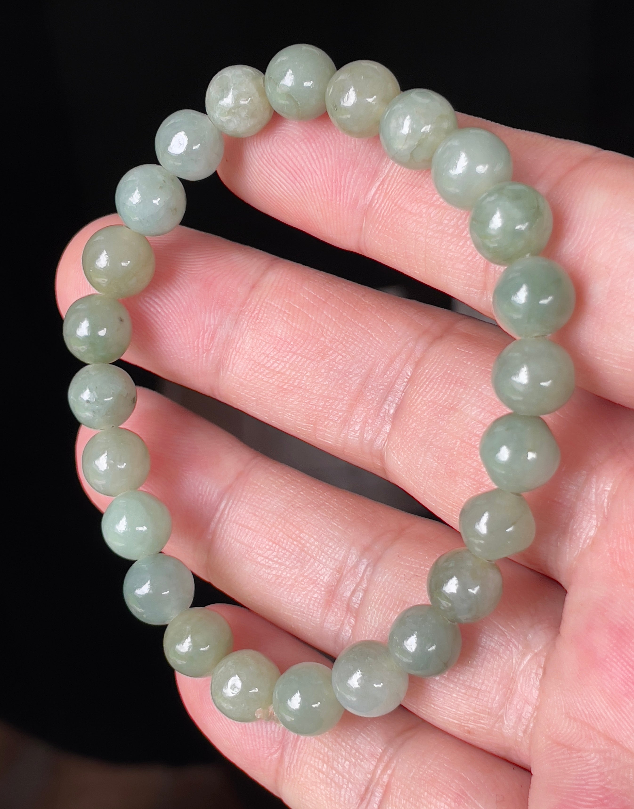 Natural Grade A Burmese Jadeite Jade Beaded Bracelet – Icy Apple Green – 8.2mm – JBB121