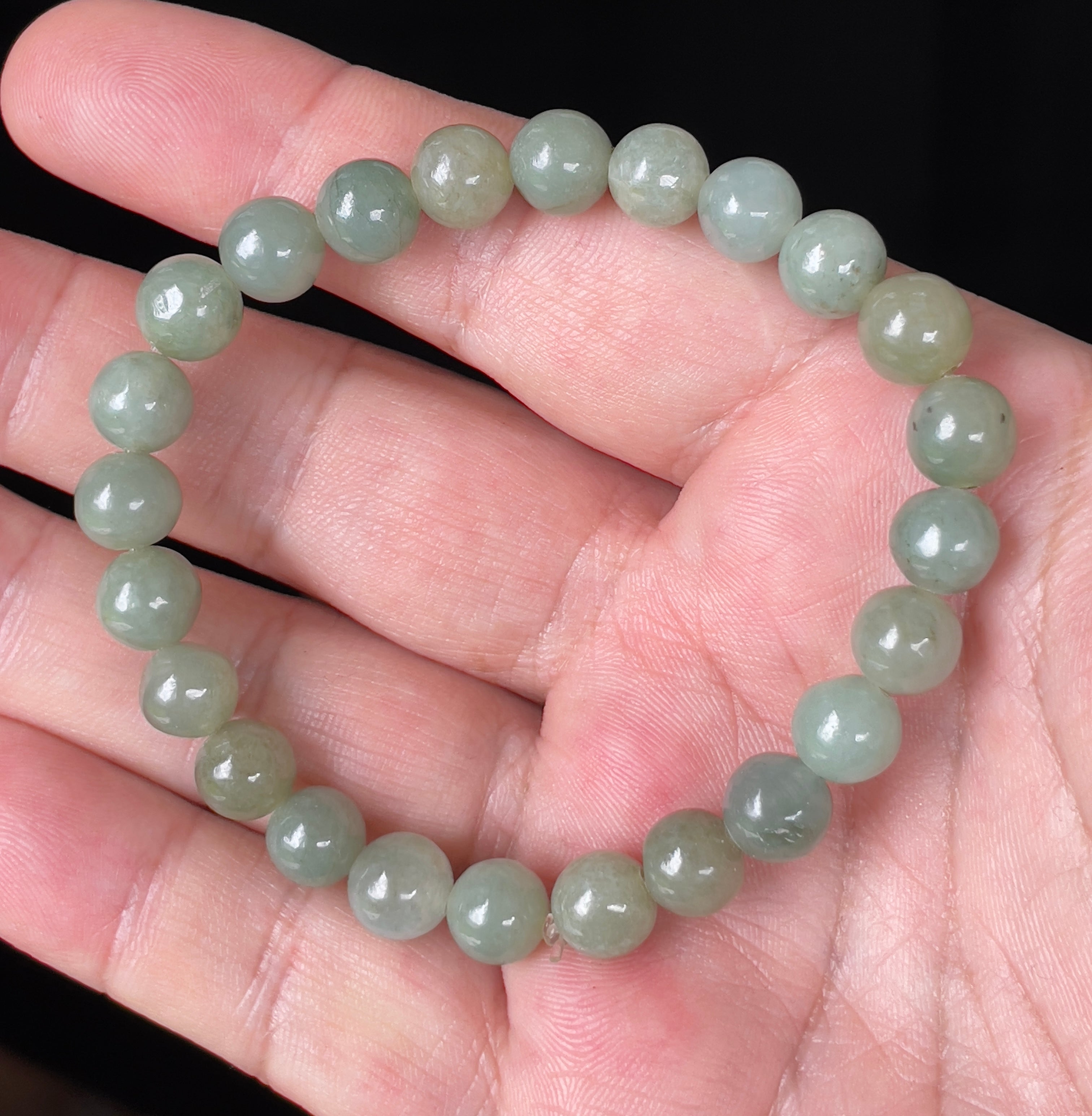 Natural Grade A Burmese Jadeite Jade Beaded Bracelet – Icy Apple Green – 8.2mm – JBB121