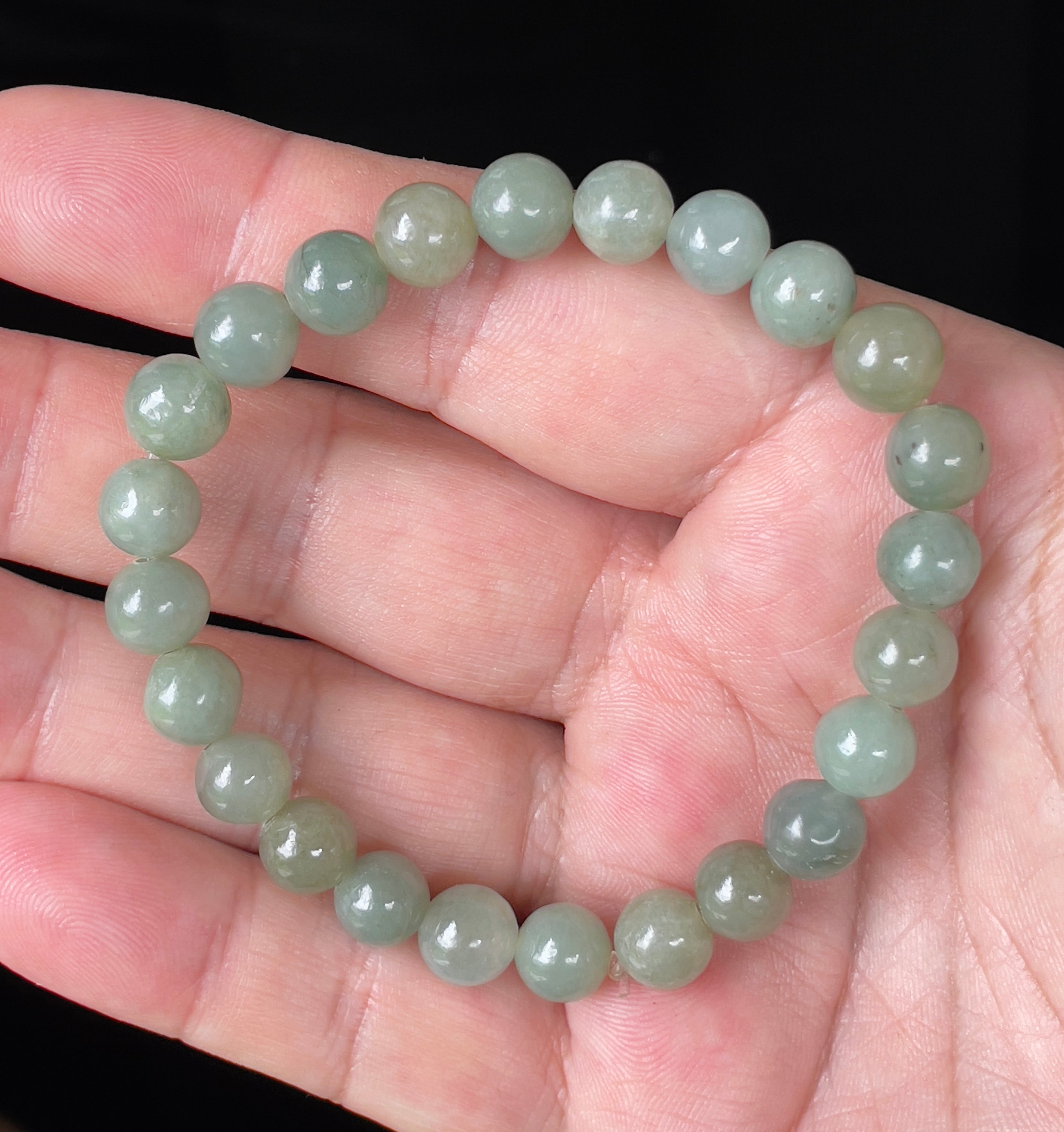 Natural Grade A Burmese Jadeite Jade Beaded Bracelet – Icy Apple Green – 8.2mm – JBB121