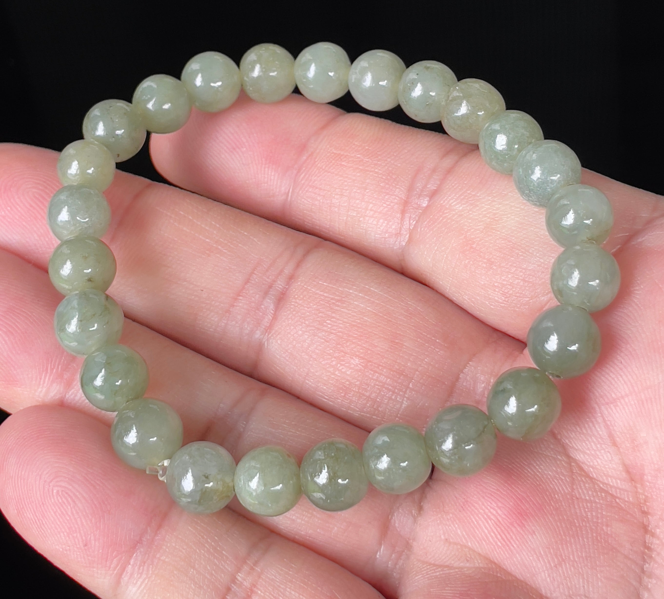 Natural Grade A Burmese Jadeite Jade Beaded Bracelet – Icy Apple Green – 8.2mm – JBB124