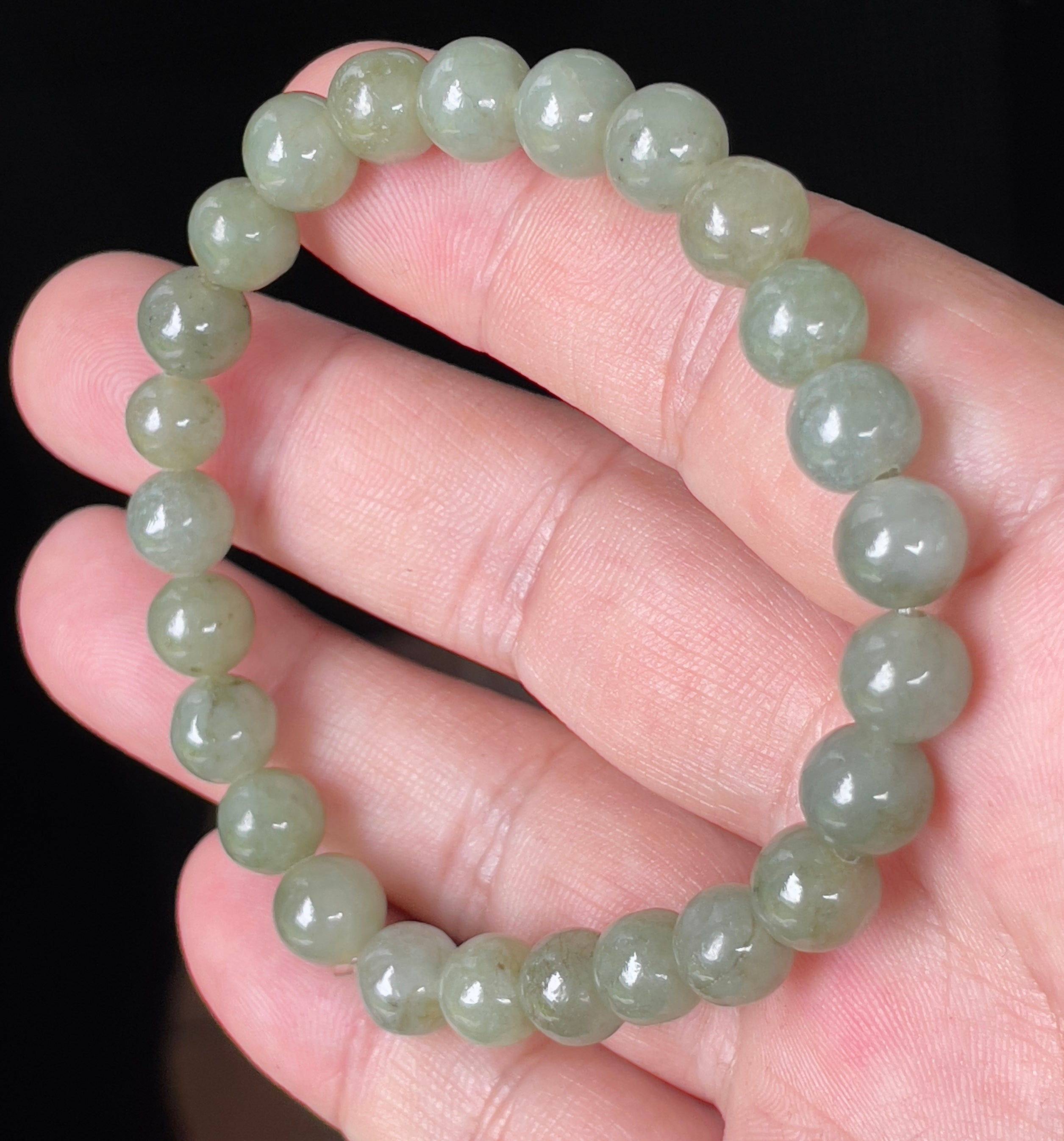 Natural Grade A Burmese Jadeite Jade Beaded Bracelet – Icy Apple Green – 8.2mm – JBB124