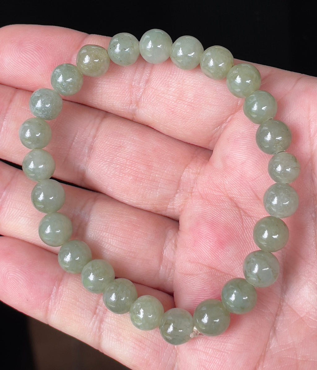Natural Grade A Burmese Jadeite Jade Beaded Bracelet – Icy Apple Green – 8.2mm – JBB124