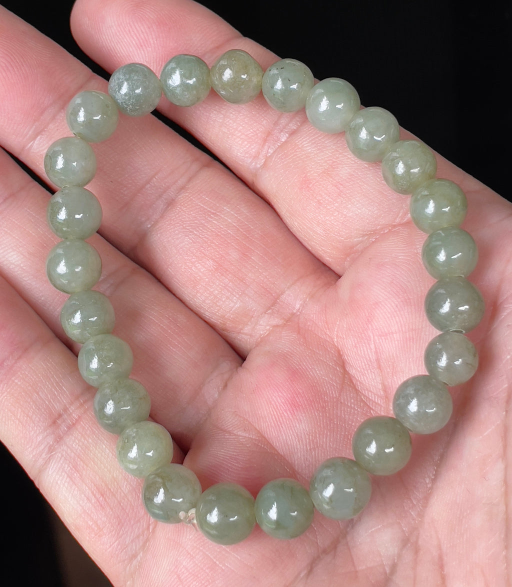 Natural Grade A Burmese Jadeite Jade Beaded Bracelet – Icy Apple Green – 8.2mm – JBB124