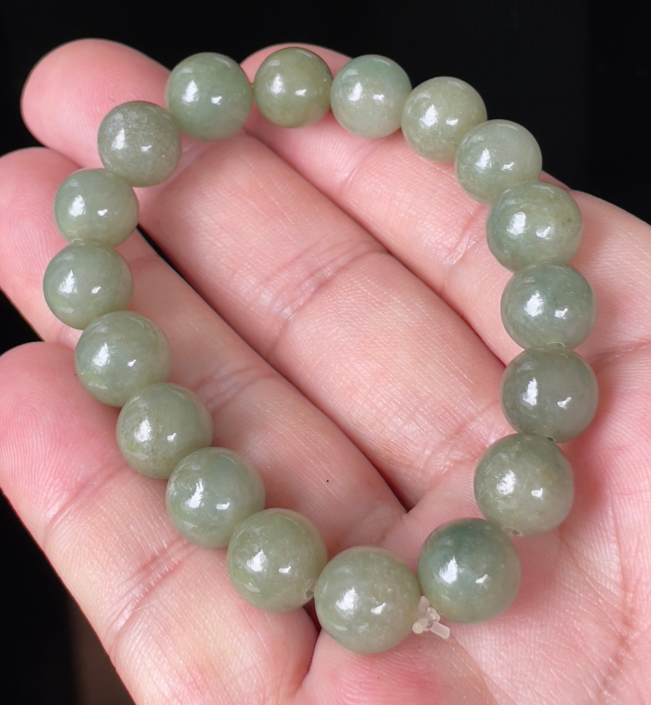 Natural Grade A Burmese Jadeite Jade Beaded Bracelet – Icy Apple Green – Hand-Shaped Round Beads – 10mm – JBB129