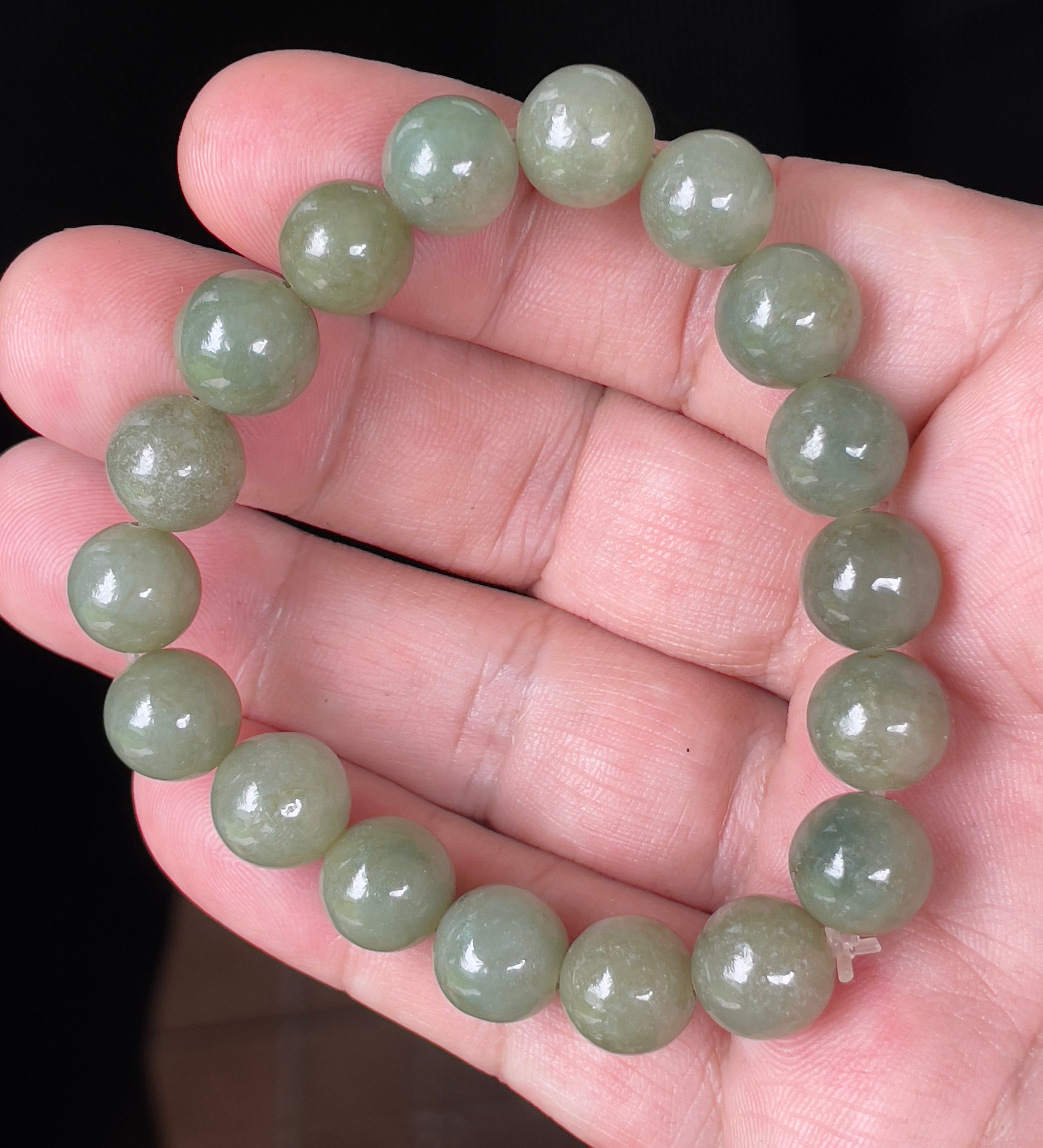 Natural Grade A Burmese Jadeite Jade Beaded Bracelet – Icy Apple Green – Hand-Shaped Round Beads – 10mm – JBB129