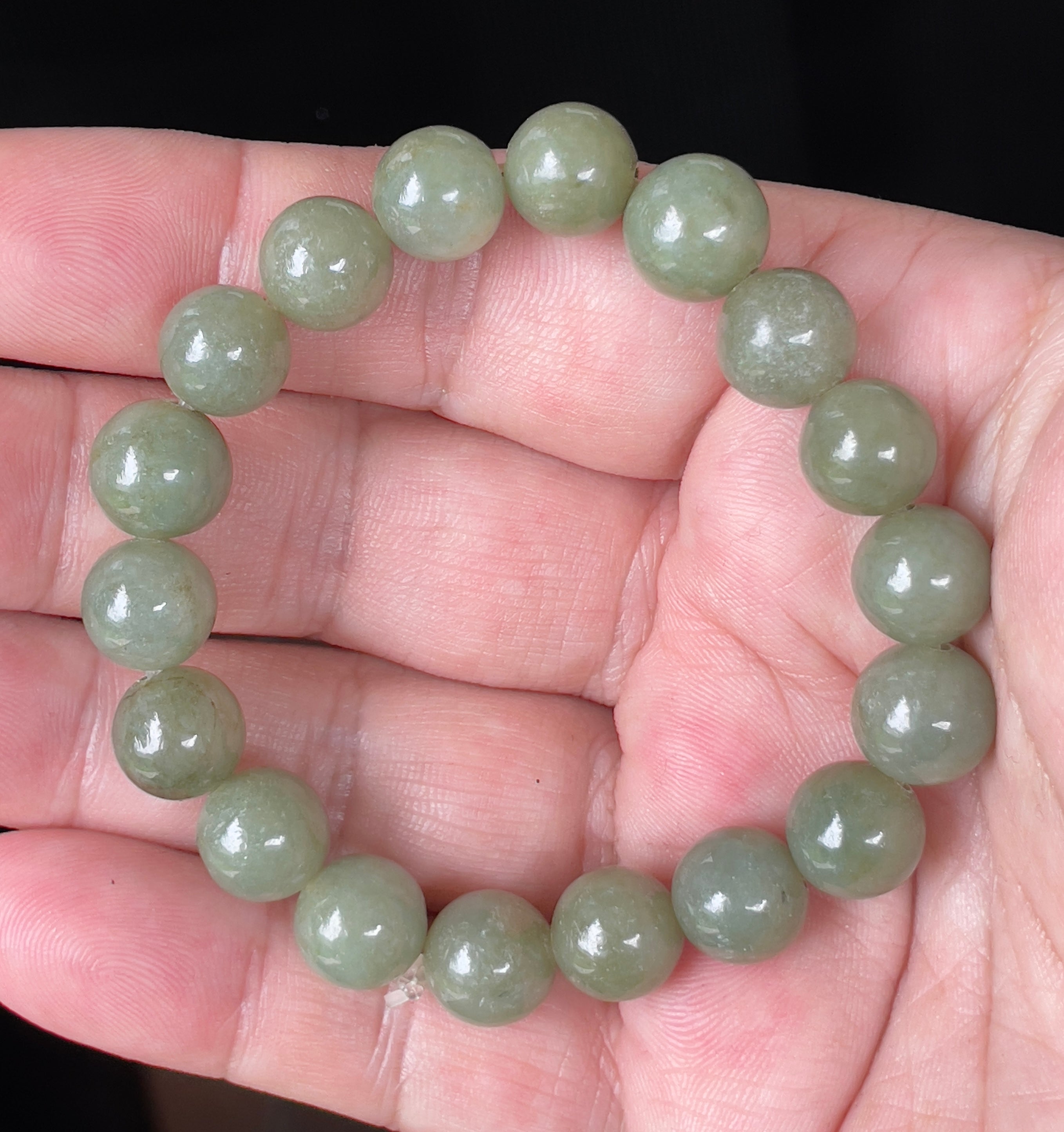 Natural Grade A Burmese Jadeite Jade Beaded Bracelet – Icy Apple Green – Hand-Shaped Round Beads – 10mm – JBB129