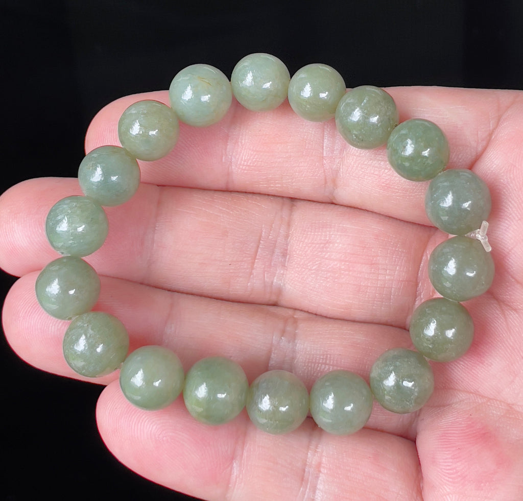 Natural Grade A Burmese Jadeite Jade Beaded Bracelet – Icy Apple Green – Hand-Shaped Round Beads – 10.3mm – JBB131