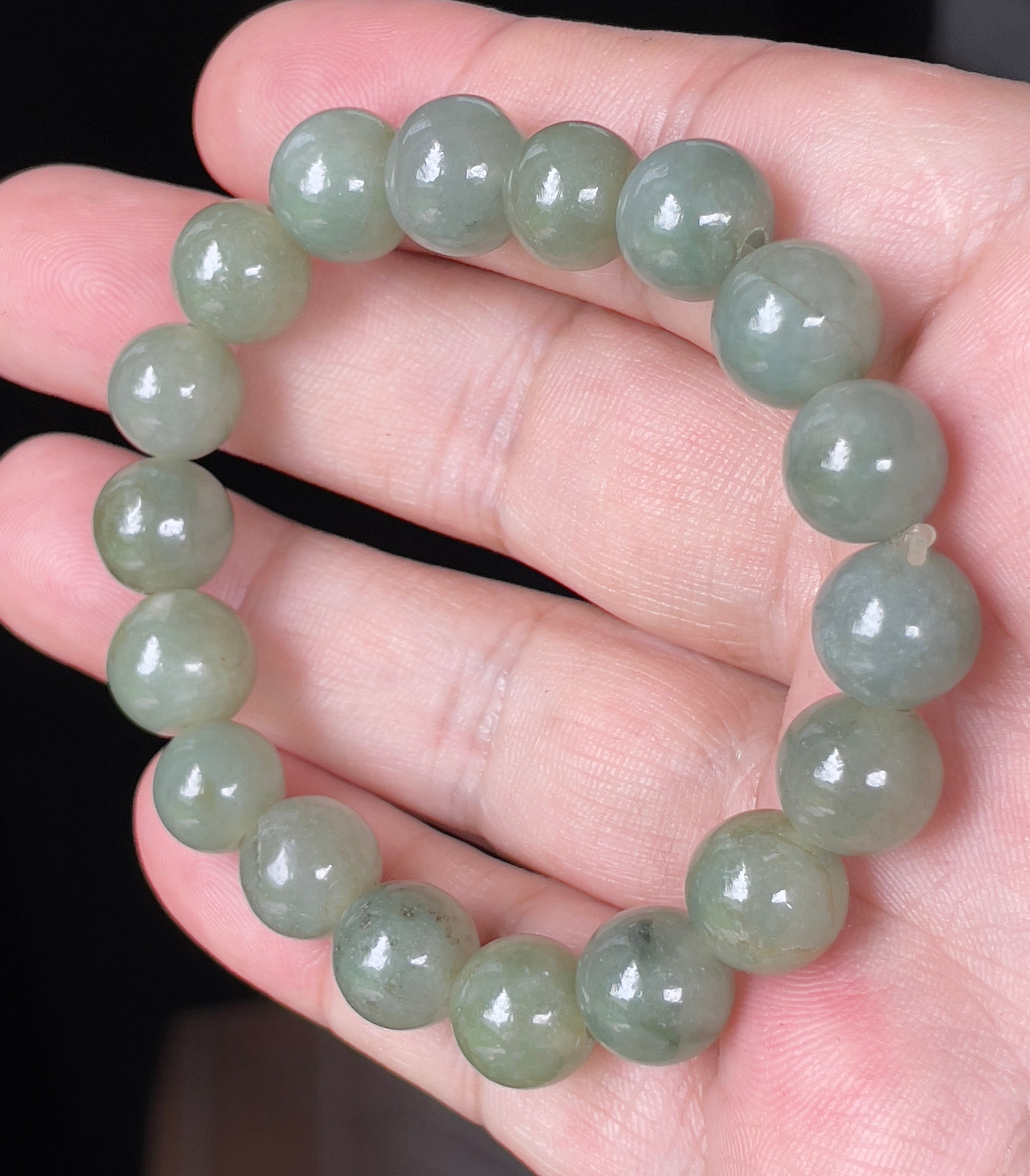 Natural Grade A Burmese Jadeite Jade Beaded Bracelet – Icy Apple Green – Hand-Shaped Round Beads – 10.3mm – JBB132