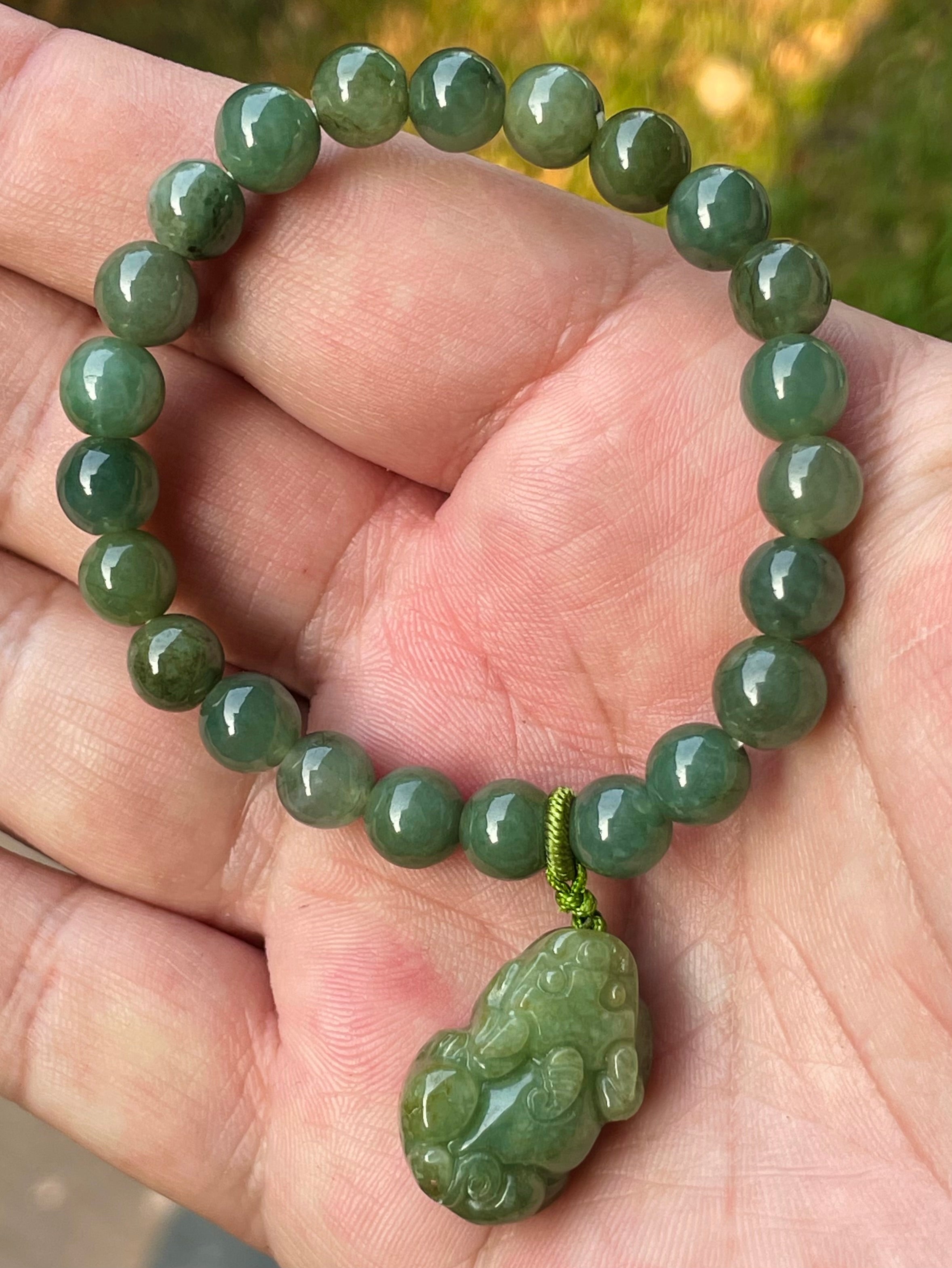Natural Grade A Burmese Jadeite Jade Beaded Bracelet – Deep Apple Green – Hand-Carved Pixiu Pendant – 7mm – JBB178