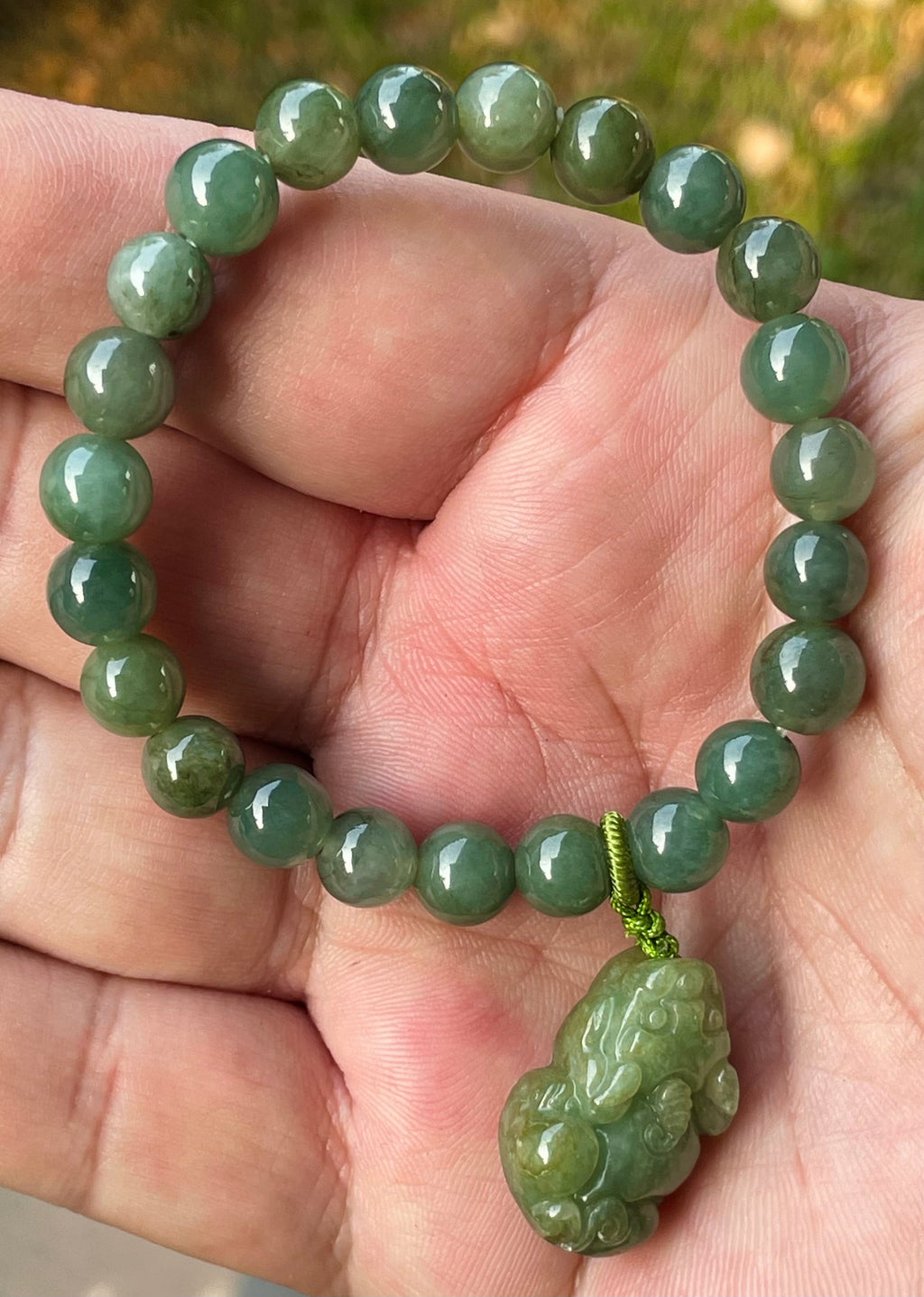 Natural Grade A Burmese Jadeite Jade Beaded Bracelet – Deep Apple Green – Hand-Carved Pixiu Pendant – 7mm – JBB178