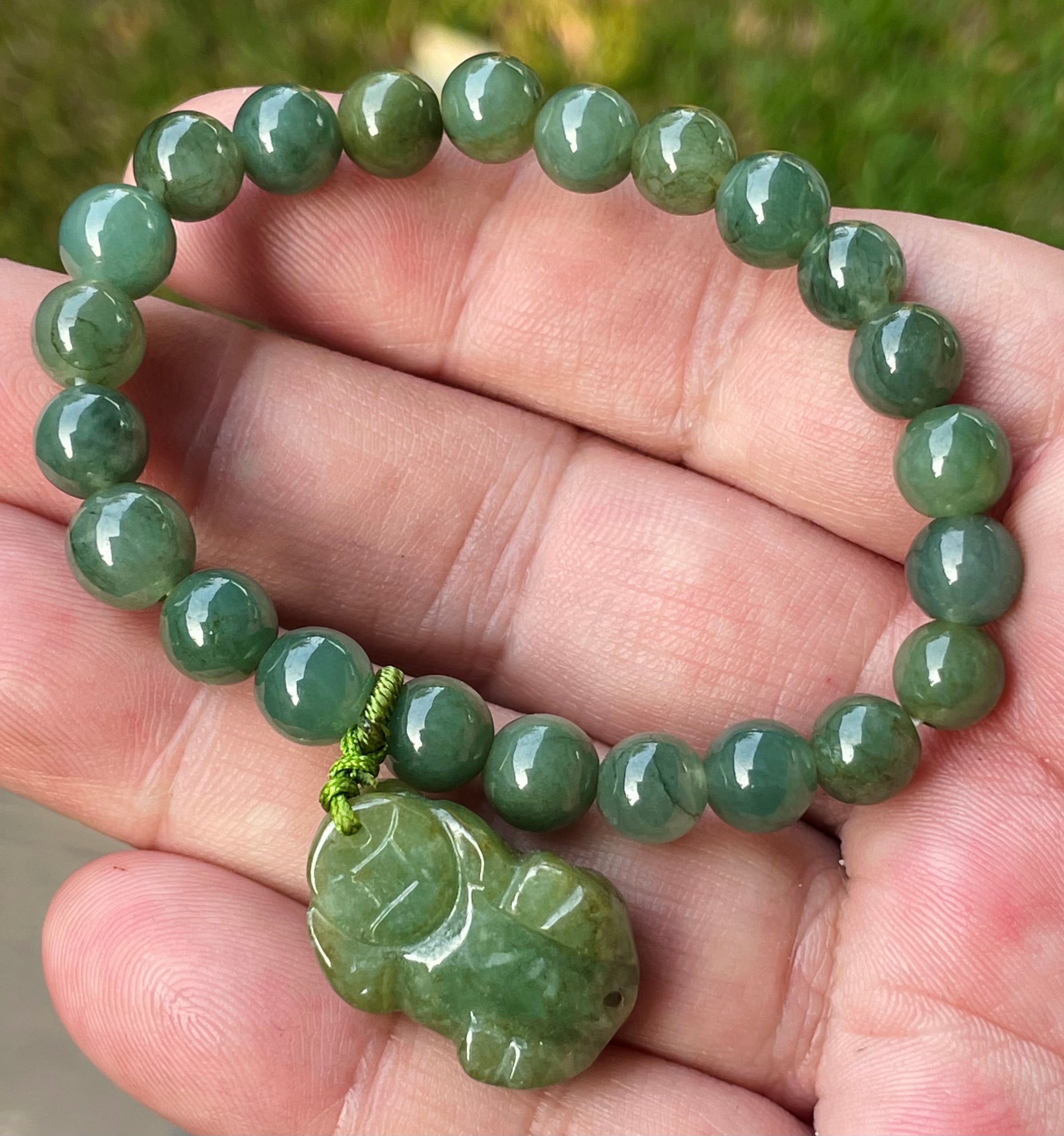 Natural Grade A Burmese Jadeite Jade Beaded Bracelet – Deep Apple Green – Hand-Carved Pixiu Pendant – 7mm – JBB178