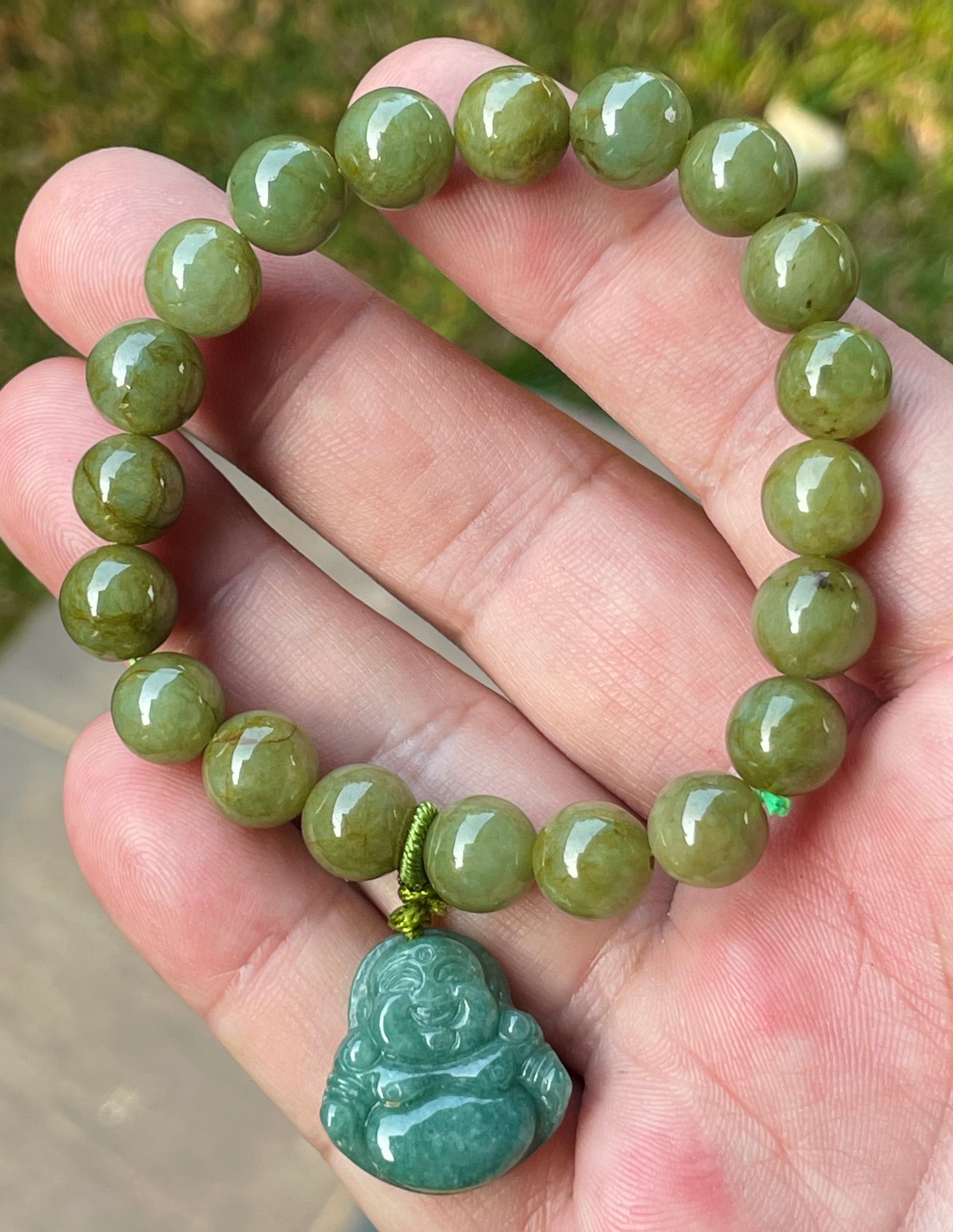 Natural BurmesenBurmese Jadeite Jade Beaded Bracelet – Olive Green – Hand-Carved Laughing Buddha Pendant – 9mm – JBB179