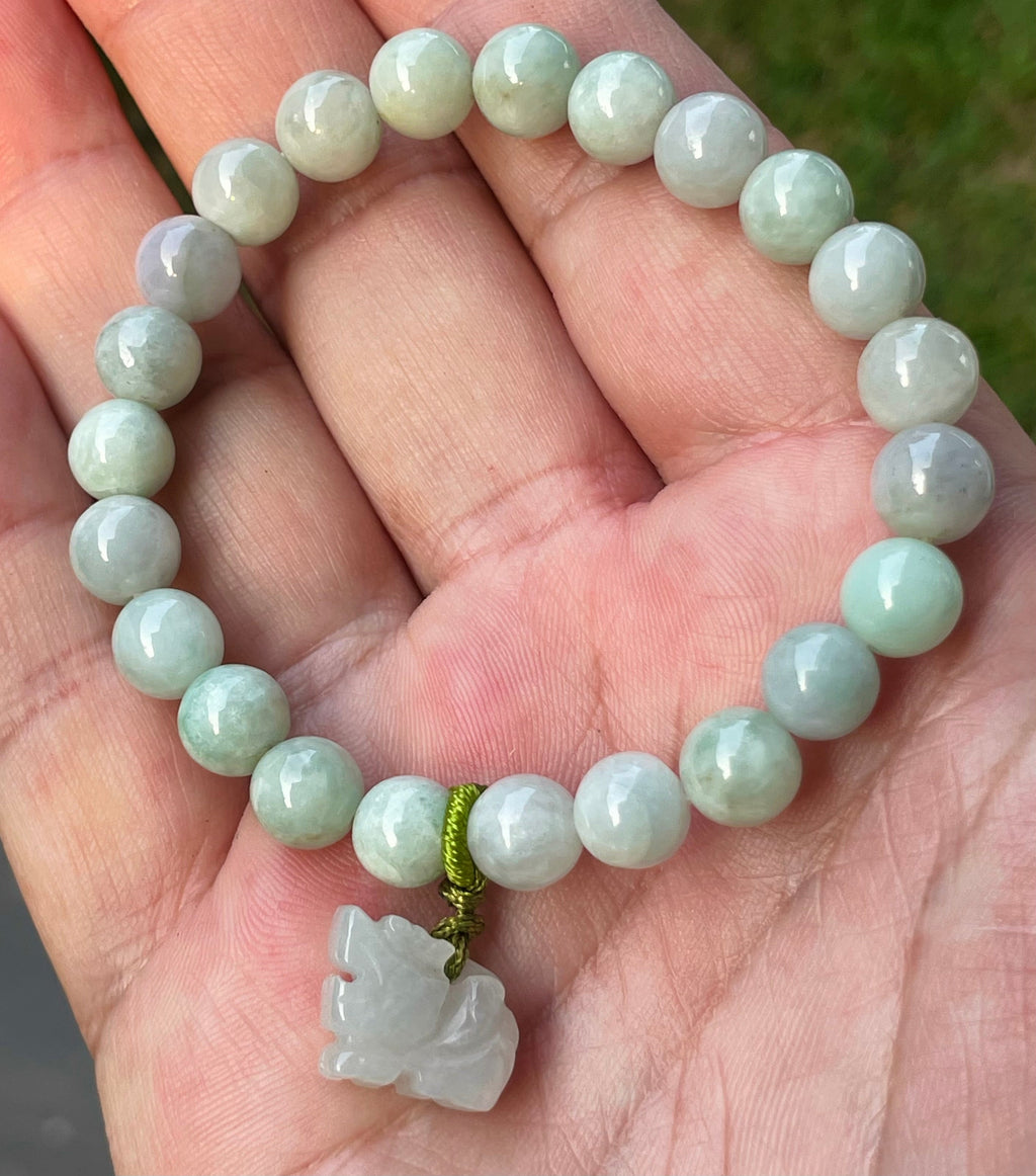 Natural Grade A Burmese Jadeite Jade Beaded Bracelet – Icy White & Apple Green – Hand-Carved Tiger Pendant – 8mm – JBB183