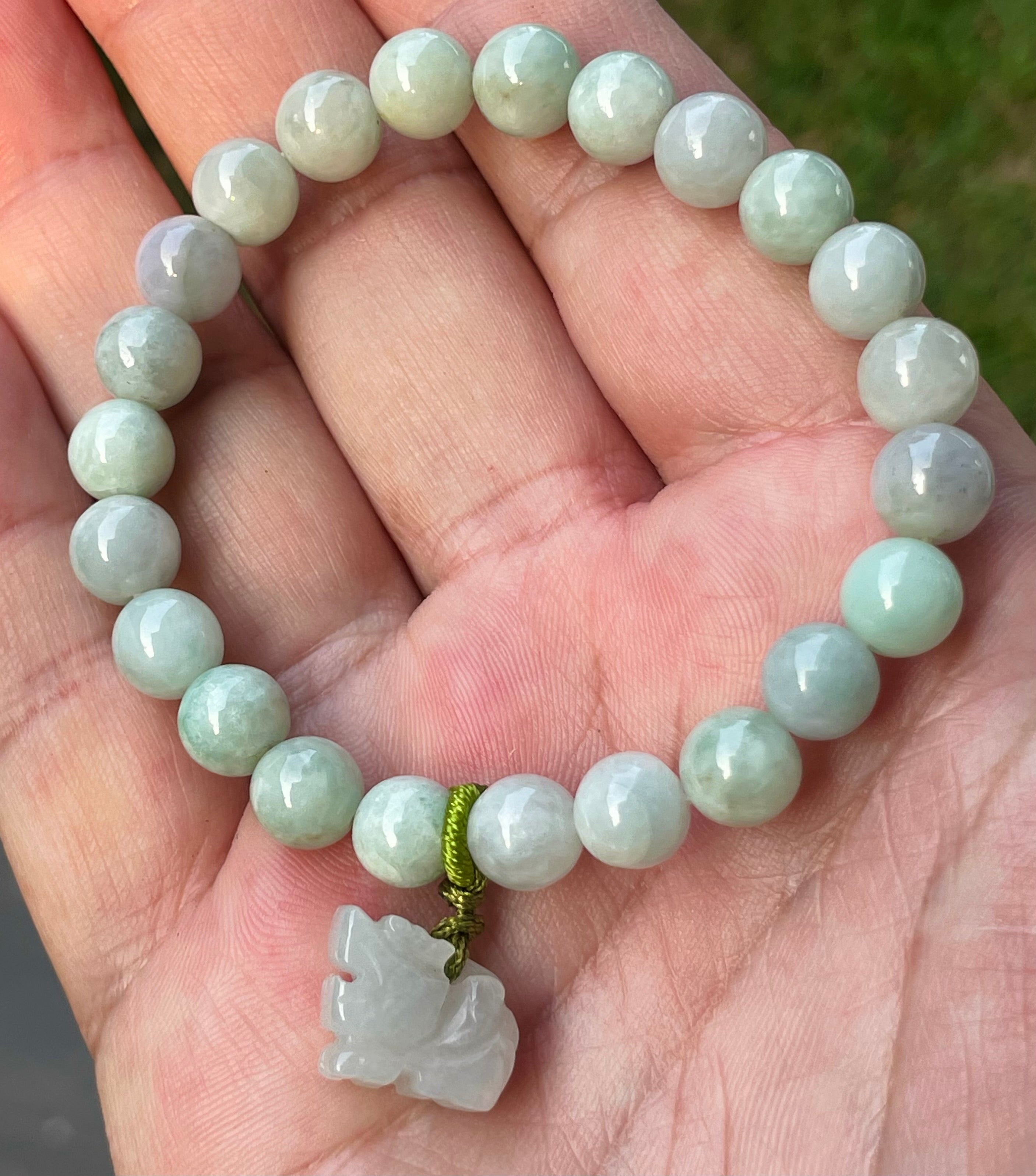 Natural Grade A Burmese Jadeite Jade Beaded Bracelet – Icy White & Apple Green – Hand-Carved Tiger Pendant – 8mm – JBB183