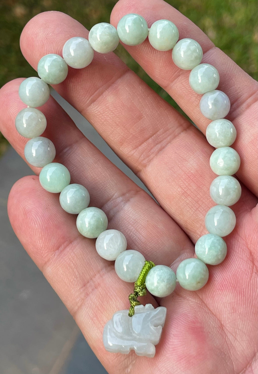 Natural Grade A Burmese Jadeite Jade Beaded Bracelet – Icy White & Apple Green – Hand-Carved Tiger Pendant – 8mm – JBB183