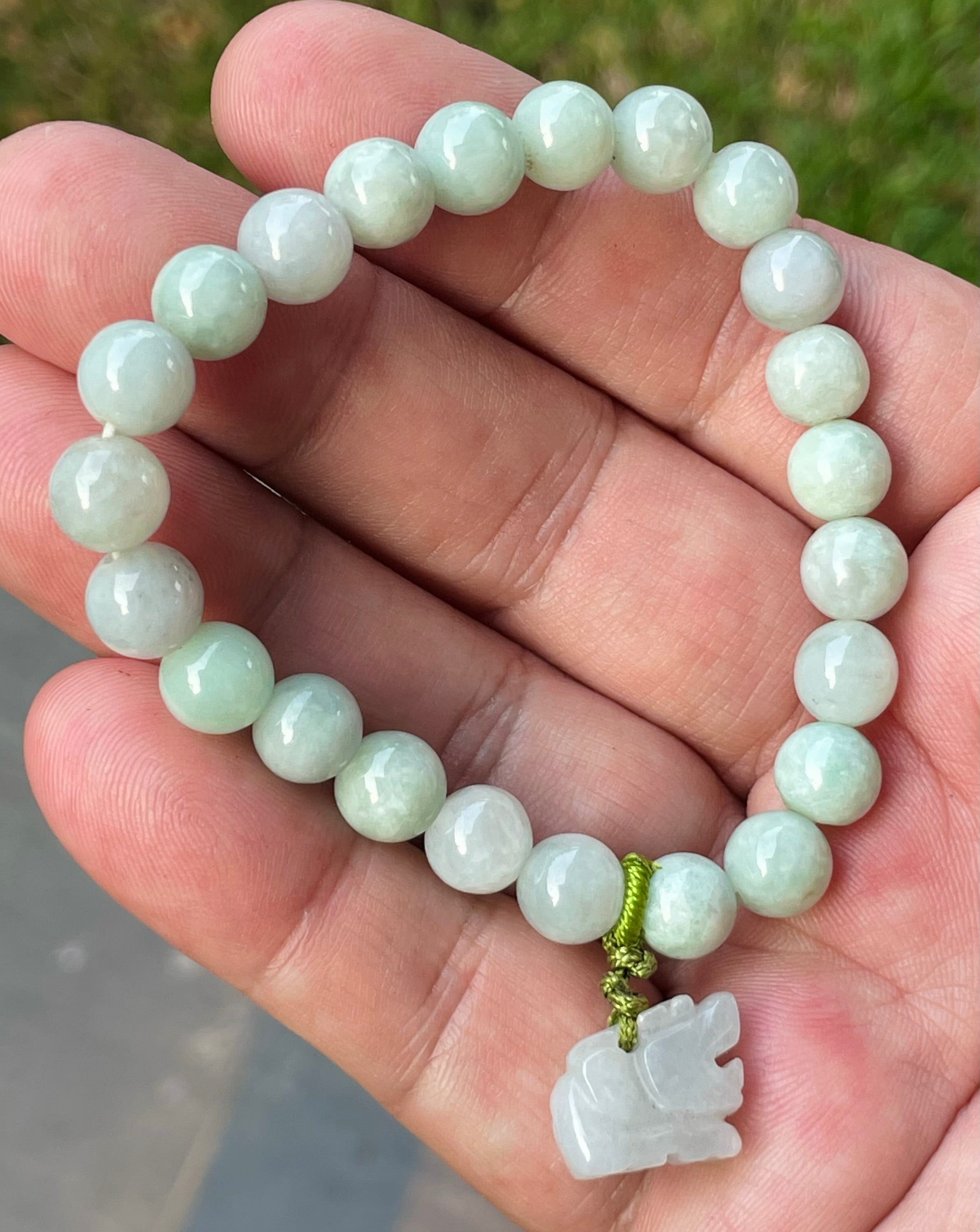 Natural Grade A Burmese Jadeite Jade Beaded Bracelet – Icy White & Apple Green – Hand-Carved Tiger Pendant – 8mm – JBB183