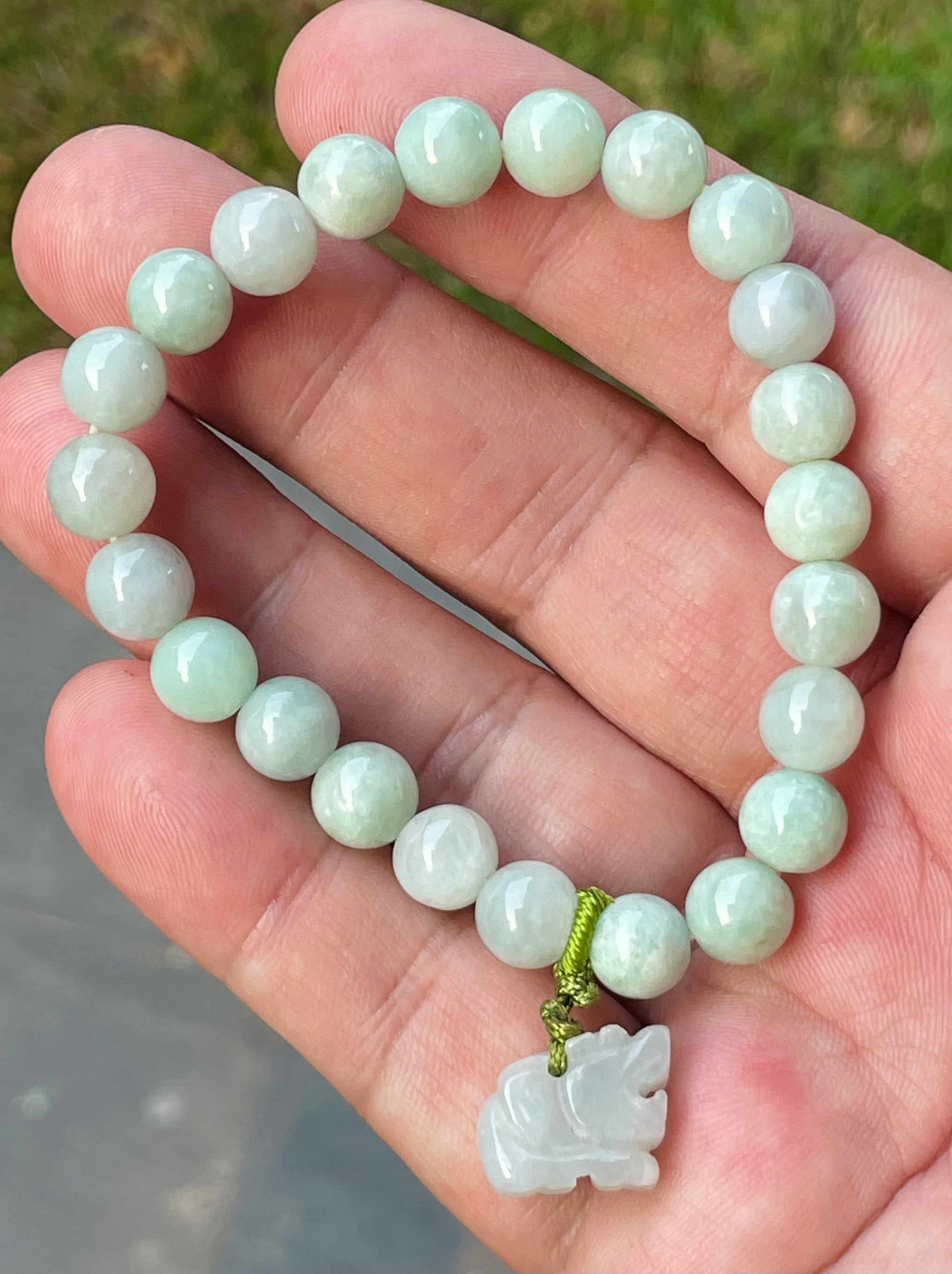 Natural Grade A Burmese Jadeite Jade Beaded Bracelet – Icy White & Apple Green – Hand-Carved Tiger Pendant – 8mm – JBB183